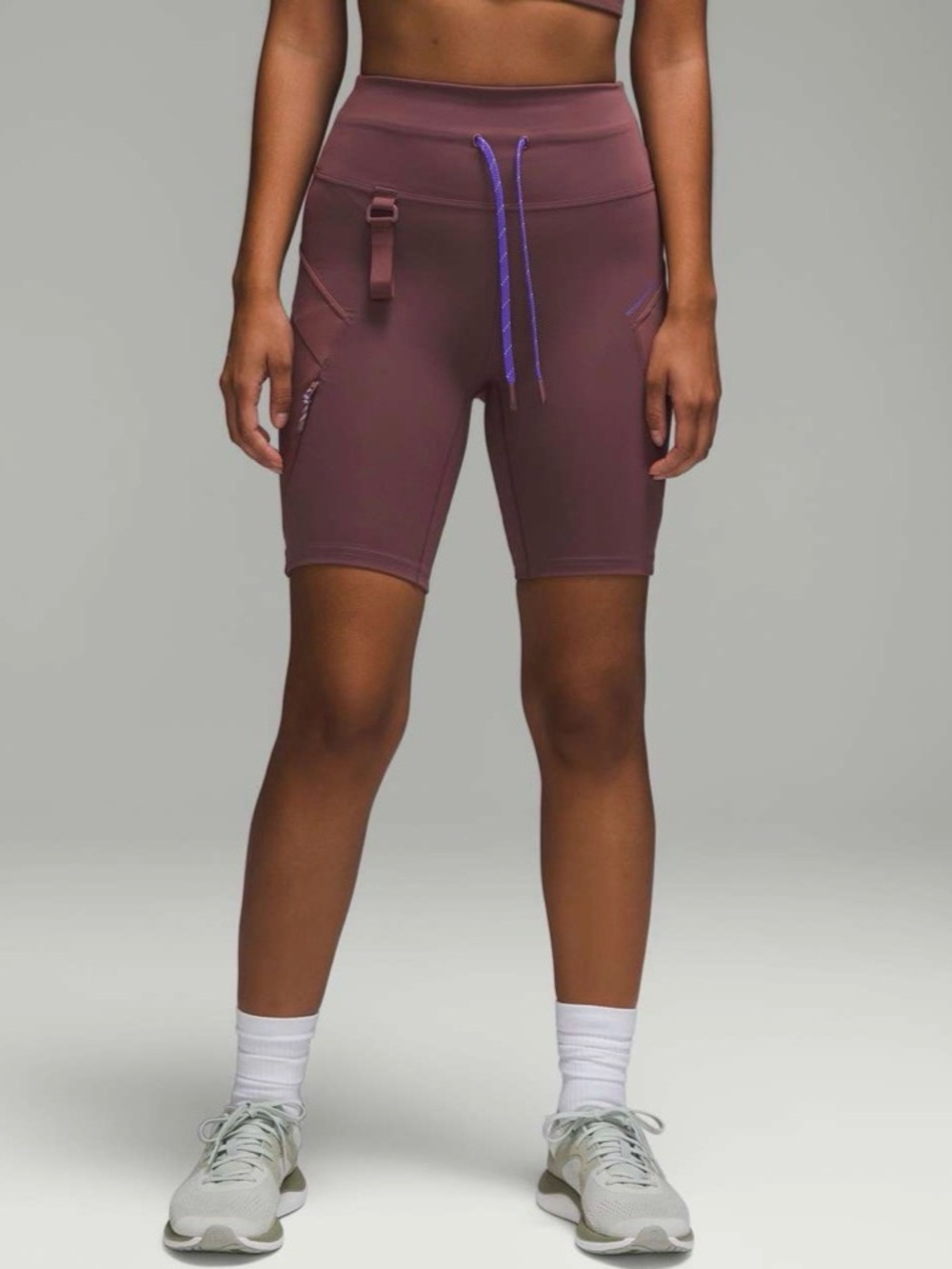 Lululemon Cargo Super-High-Rise Hiking Short 8"